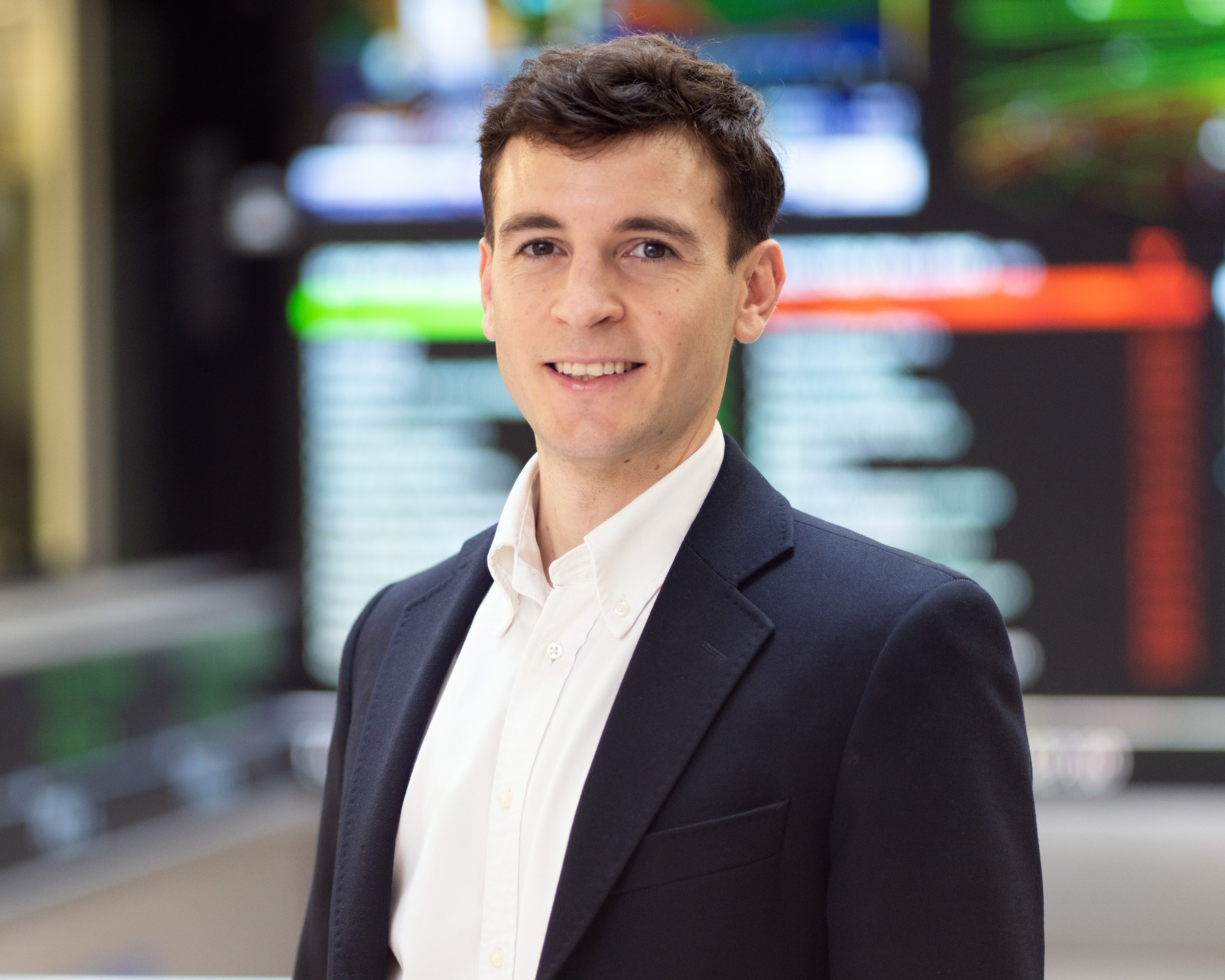 Issaer The New Era of Debt IR: Engaging Retail Investors | Issuer Services | LSEG